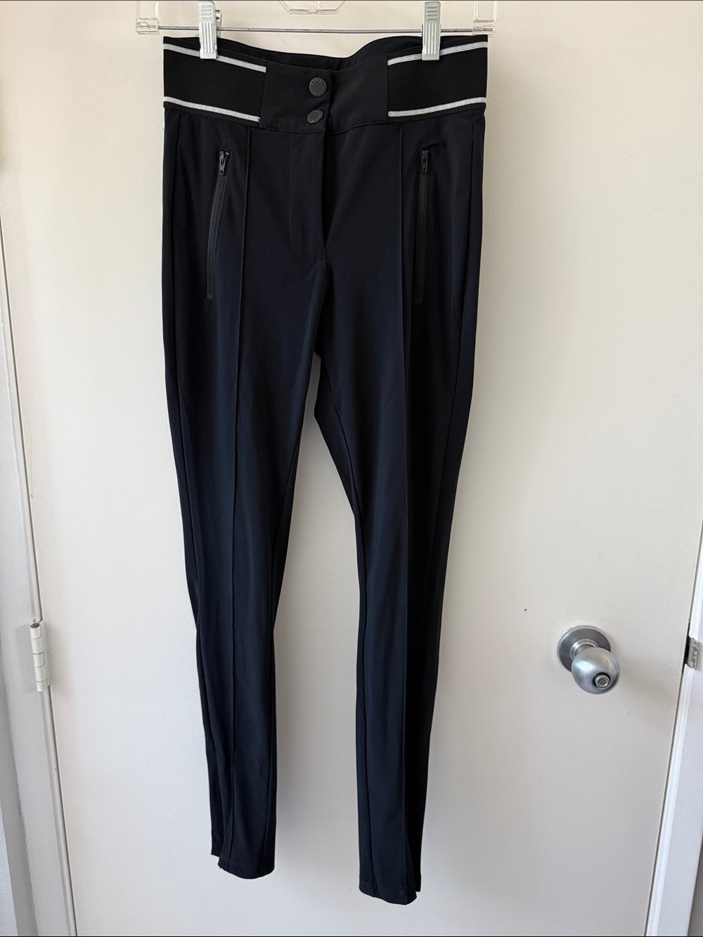 Sandro Paris Black High-Waist Athletic Leggings Euro 36, fit XS- S, 0,2.